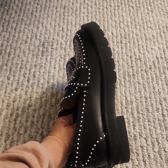 STUART WEITZMAN Loafers Studed Size 7.5 - Picture 6 of 7